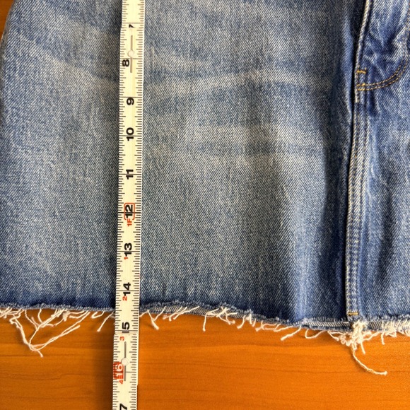Wrangler Womens Blue Denim Mini Skirt Cutoff Frayed Hem Size 8 - Picture 4 of 9